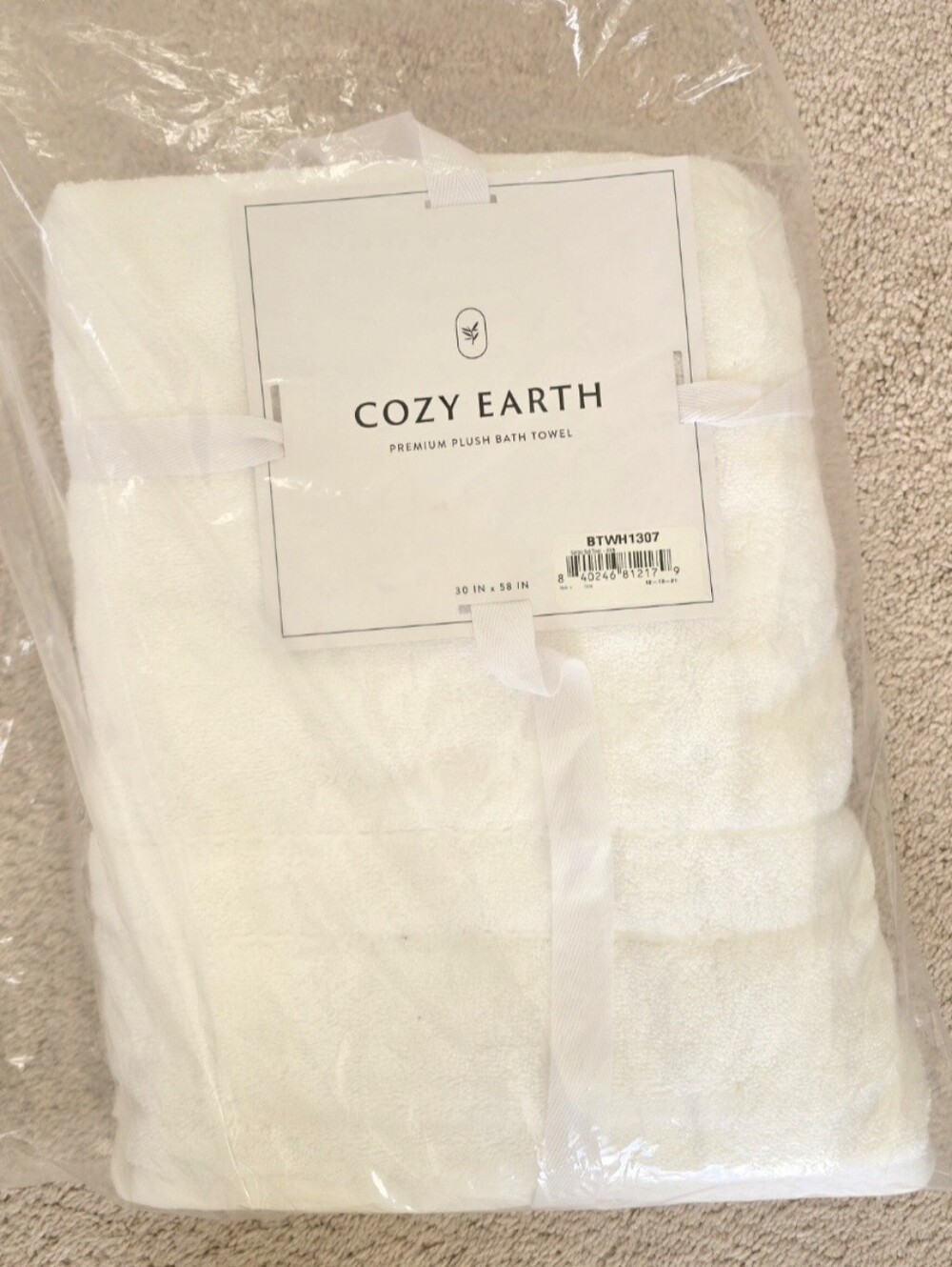Cozy Earth Premium Plush Bath Towel White New